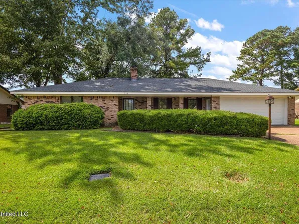 214 Casa Urbano Dr, Clinton, MS 39056