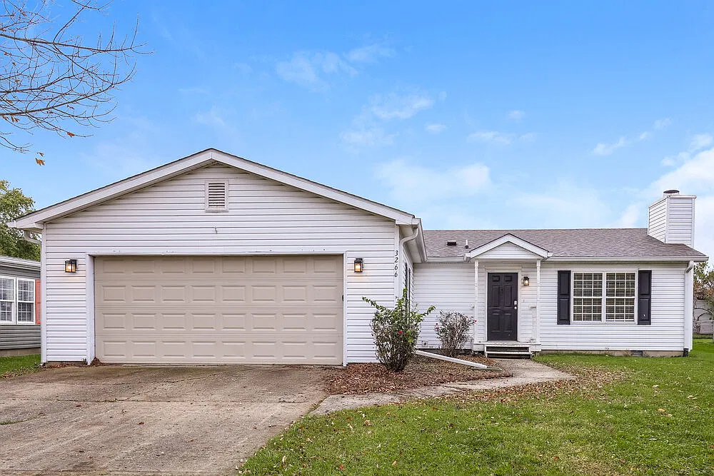 3 bed, 2.0 bath, 1248 sqft, $1,615 — Photo 1