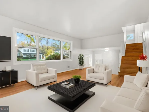 11310 Duxbury Dr, Upper Marlboro, MD 20774