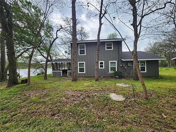 2nd image of 10734 Lakeway Dr