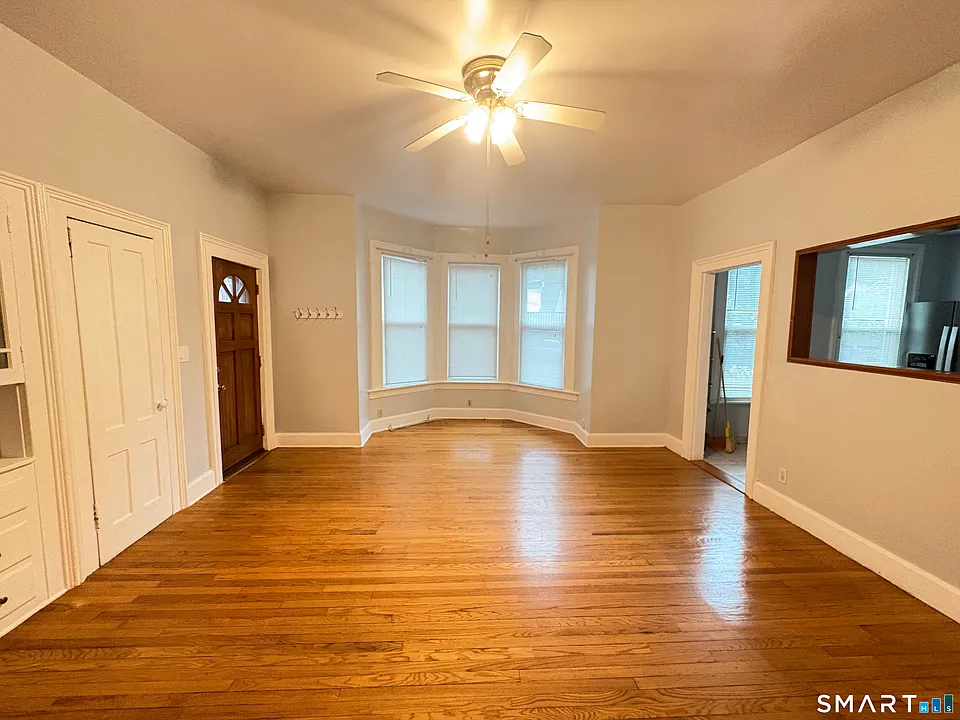 112 Wilcox Ave #1