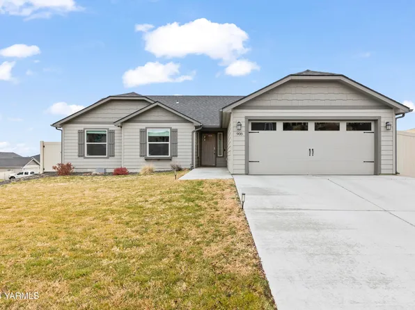 908 Azalea Ln, Yakima, WA 98901