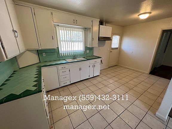 5th image of 3752 Kenmore Dr S