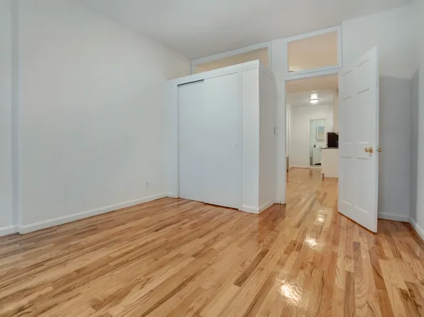 416 East 73rd Street image 7 of 7