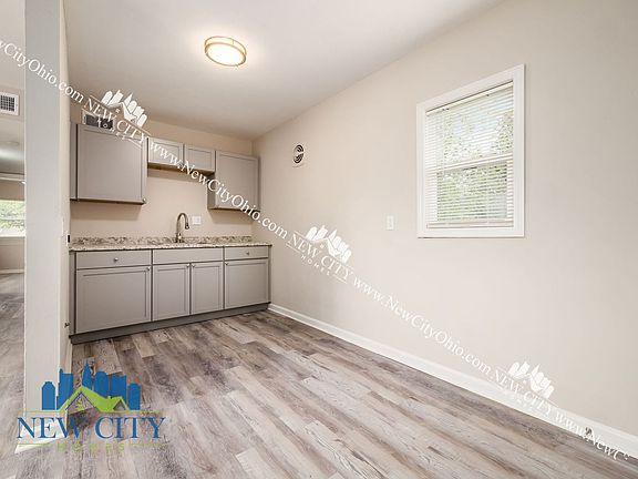 5th image of 416 S Yale Ave #1150