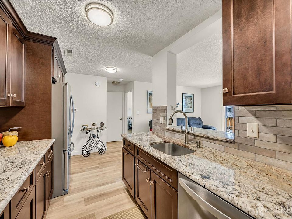 1st image of 5017 Ravens Crest Dr