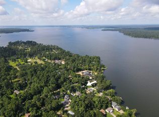 14510 Henry Calfee Dr, Willis, TX 77318