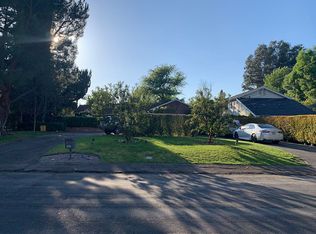 5923 Oakdale Ave, Woodland Hills, CA 91367