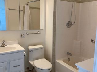 20756 Chatsworth St, Chatsworth, CA 91311