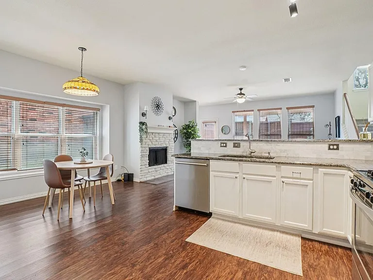 5825 Shetland Cir — Photo 7