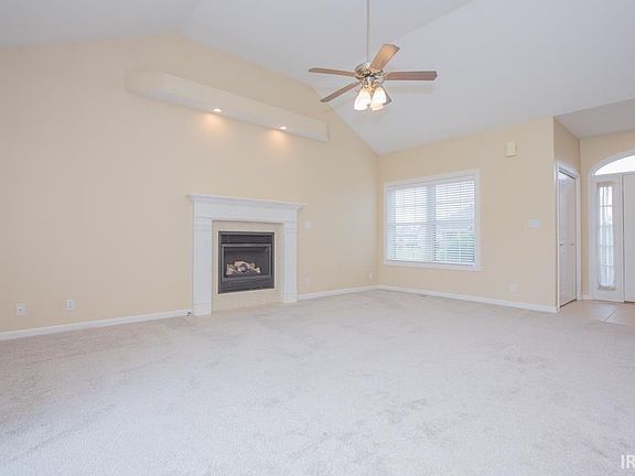 3rd image of 6030 Delk Dr