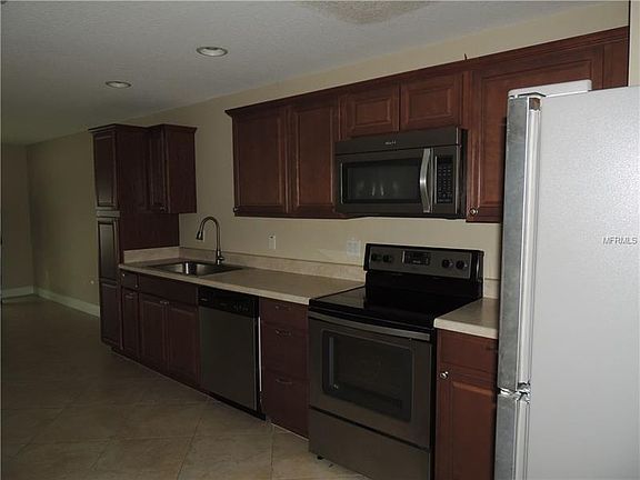 4th image of 5128 SE 103rd Ln Unit 6