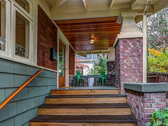 3rd image of 6311 22nd Ave NE