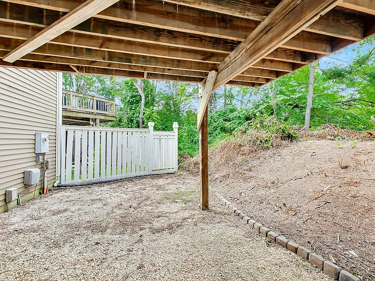 11910 Crosswind Ct — Photo 29