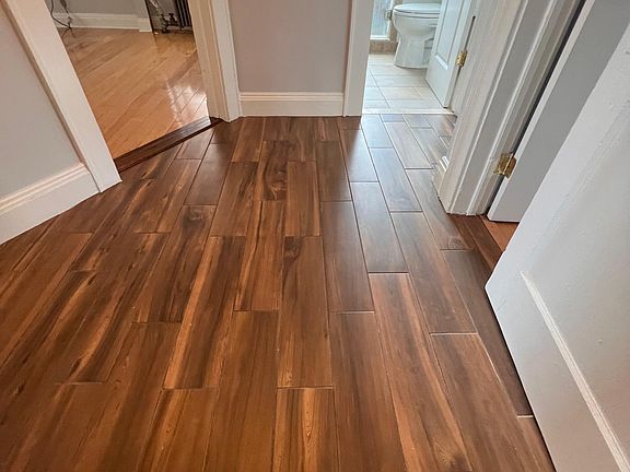 4th image of 565 Kingsland Ave #2