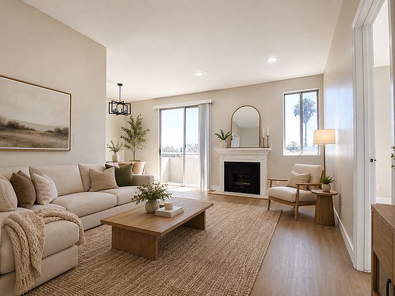 5th image of 2524 S Sepulveda Blvd APT 201