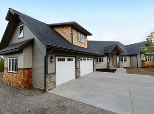 3379 E Ohio Match Rd, Hayden Lake, ID 83835