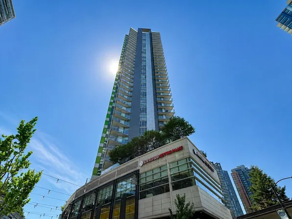 488 SW Marine Dr #2606, Vancouver, BC V5X 0C6