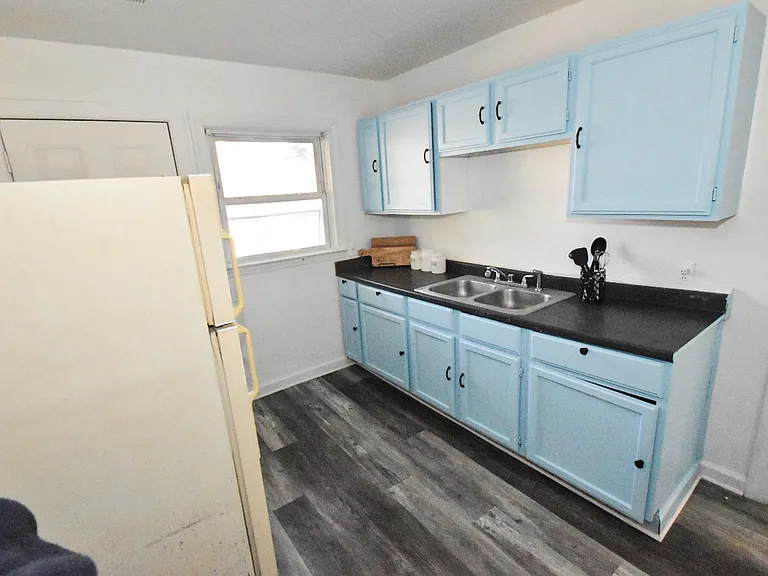 2120 Kennesaw Dr #2 — Photo 10