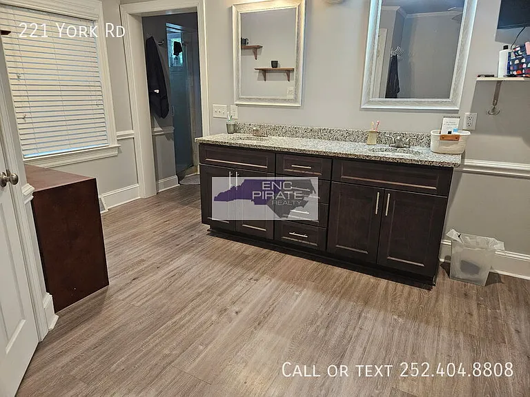 221 York Rd — Photo 15