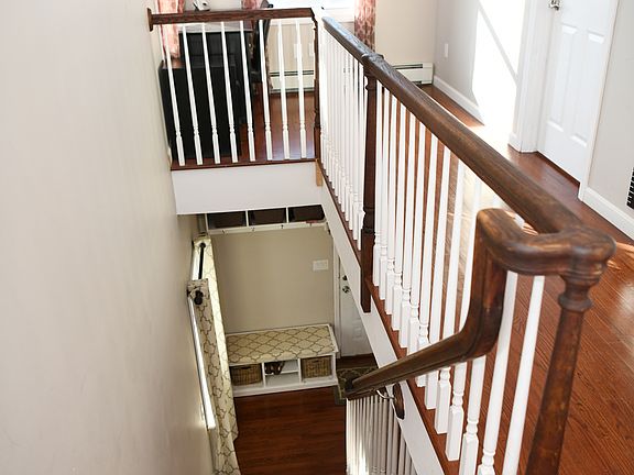 2nd image of 45 Smith St