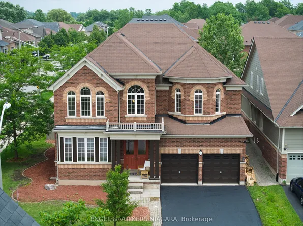 4495 Saw Mill Dr, Niagara Falls, ON L2G 0G1