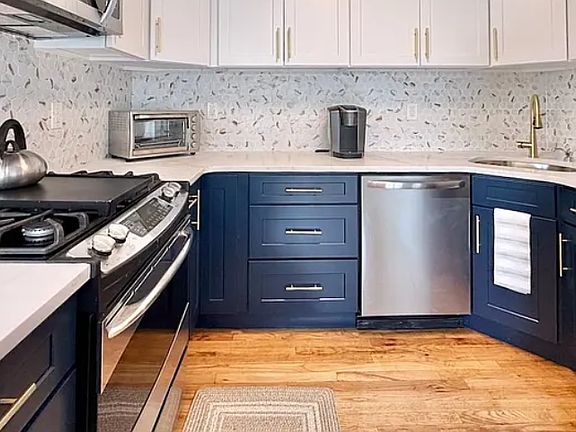 3rd image of 126 Ogden Ave Floor 3