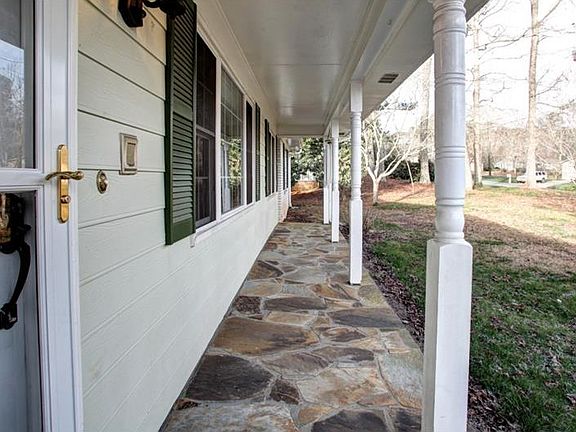 3rd image of 3240 Wendwood Dr