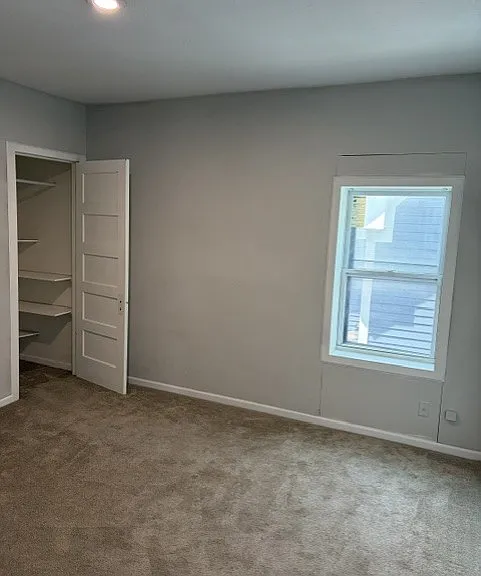 2705 N Bremen St — Photo 2