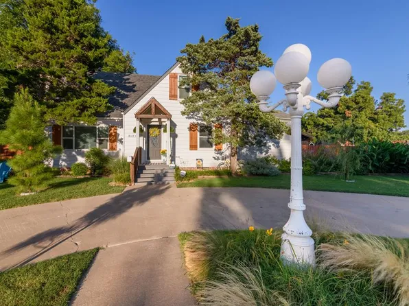 2125 S 18th St, Chickasha, OK 73018