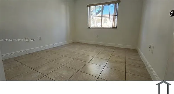 1250 SE 31st Ct #101 — Photo 12