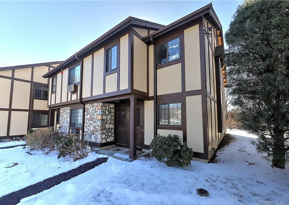 1st image of 123 Foxwood Close #123