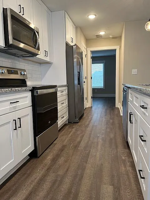 630 Frasier St SE — Photo 4