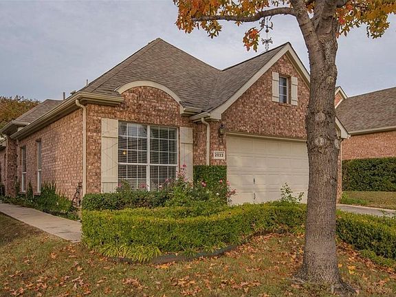 2nd image of 2033 Stonecourt Dr