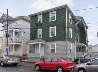 28 Magnolia St, Pawtucket, RI 02860