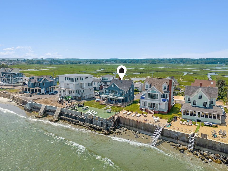1st image of 220 Webhannet Drive