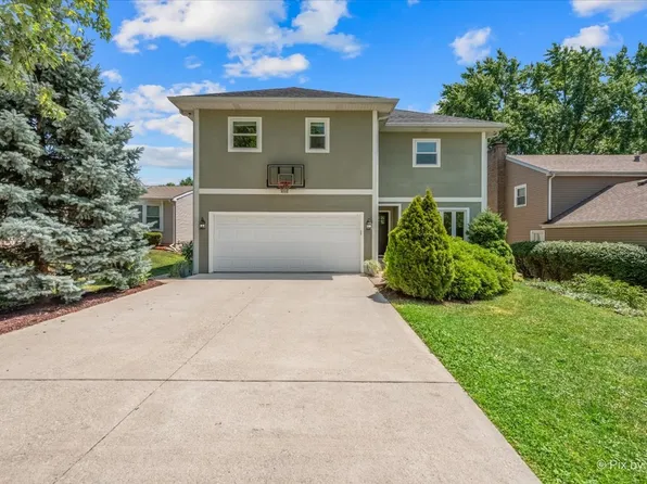 0N043 Pleasant Hill Rd, Wheaton, IL 60187