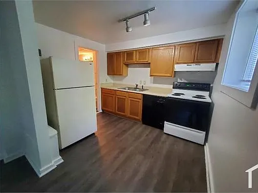 428 N Washington St — Photo 2