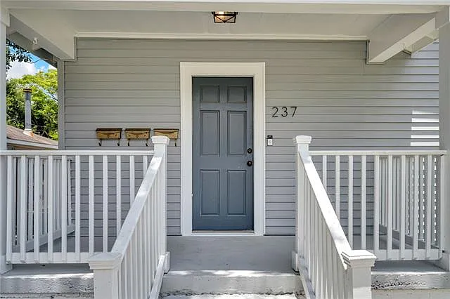 237 Vinet Ave — Photo 3