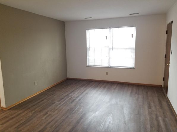 54 Ben Louis Dr APT 1