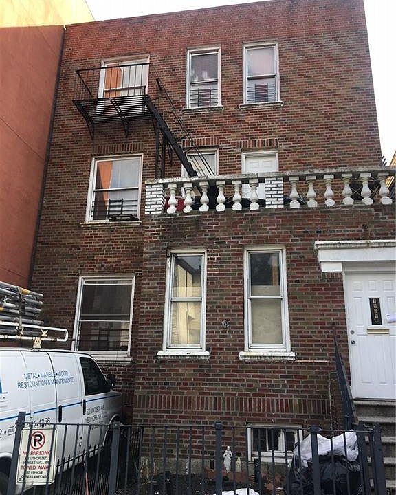 2nd image of 190 E 205th St
