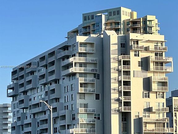 2nd image of 150 SE 25th Rd APT 8I