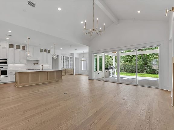3rd image of 1710 Hidalgo Pass Ct