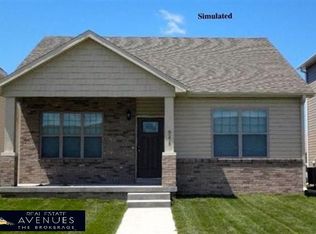 8211 S 16th St, Lincoln, NE 68512