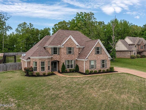 2nd image of 1890 Shady Wind Dr