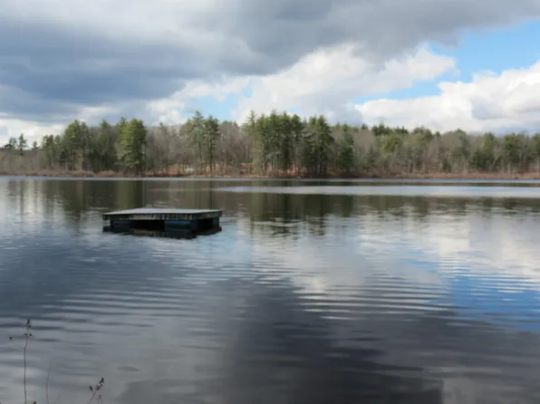 16 Showell Pond Road, Sandown, NH 03873