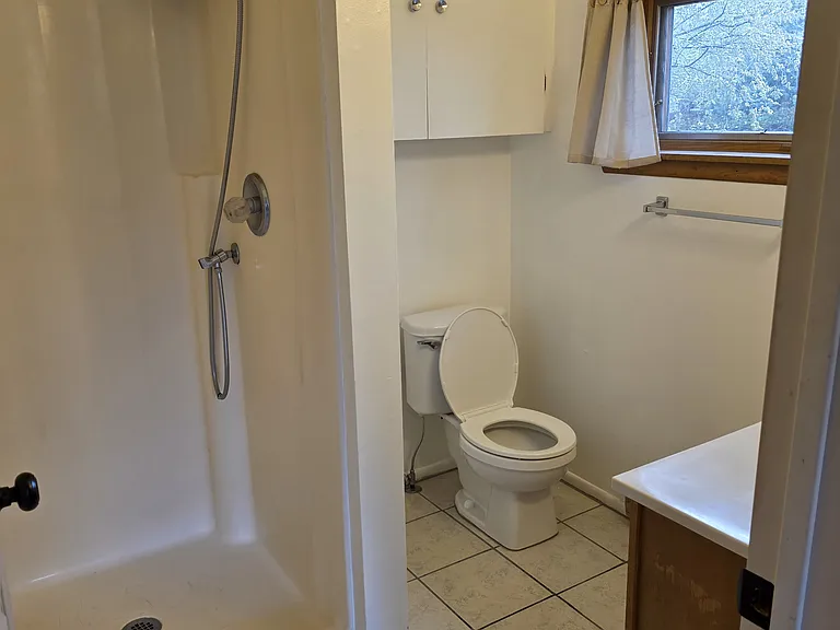 525 Agua Fria St #D — Photo 5