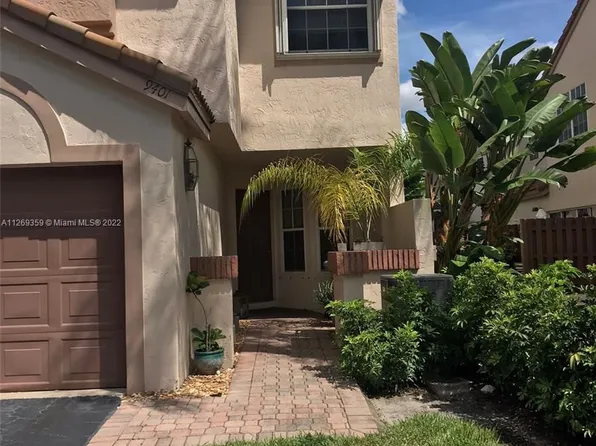 9401 Boca River Cir, Boca Raton, FL 33434