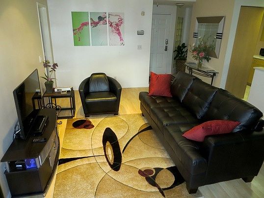 2nd image of 655 Columbia St Unit 105