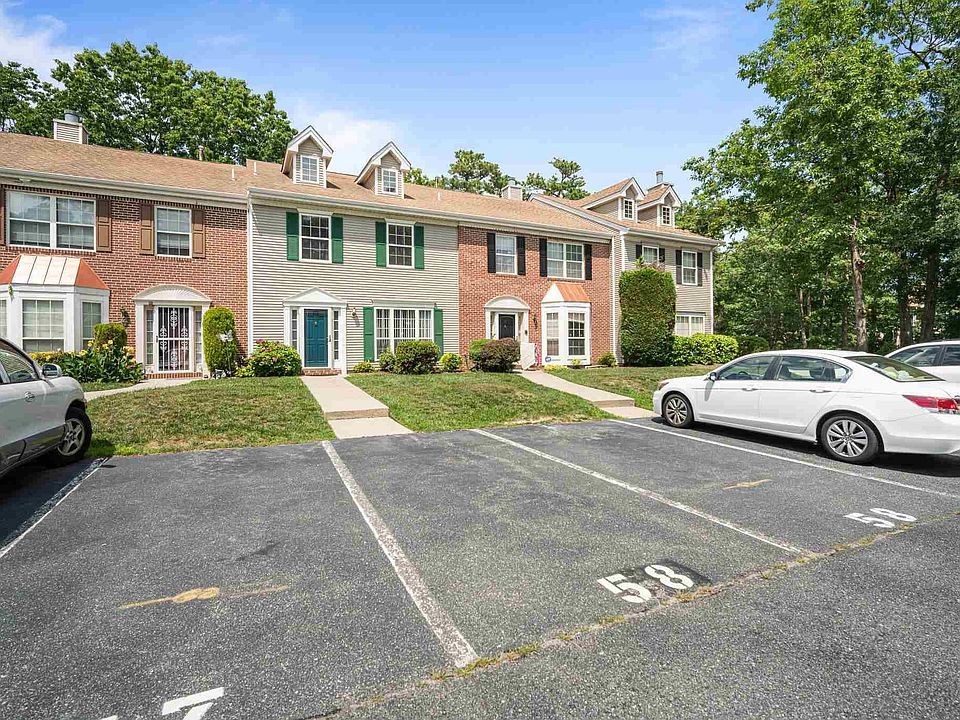 1st image of 58 Cherokee Dr #58